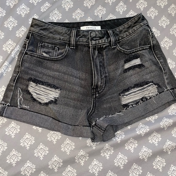 Pacsun shorts! - Picture 2 of 5